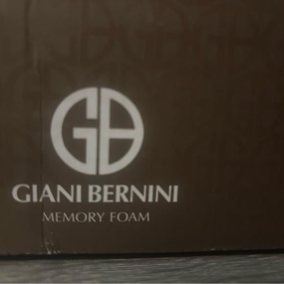 Giani Bernini Burgundy Mary Jane Women's Shoes - Picture 7 of 7